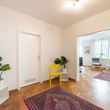 New Town Spacious Apartment Варшава Экстерьер фото