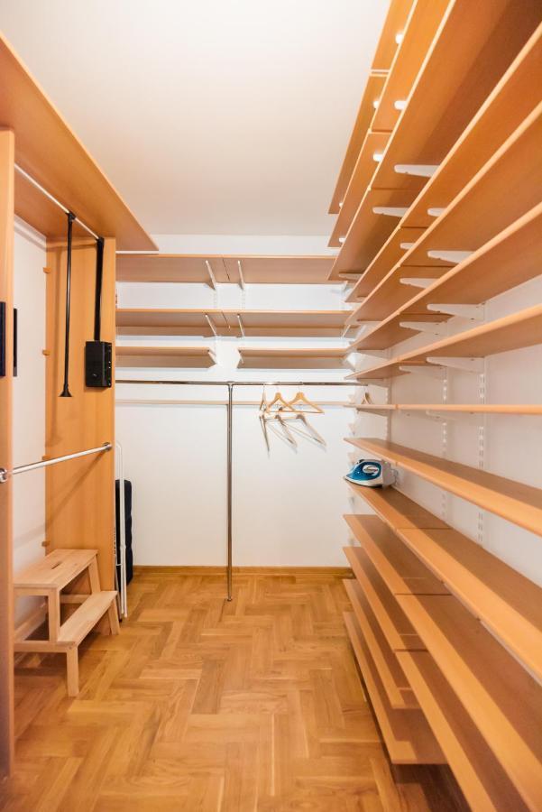 New Town Spacious Apartment Варшава Экстерьер фото